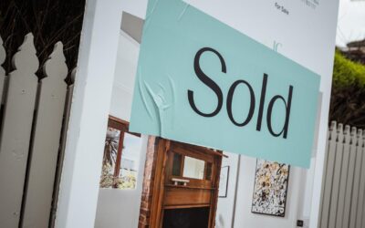 House price decline speeds up as downturn spreads