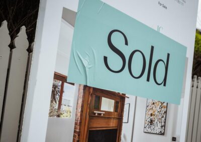 House price decline speeds up as downturn spreads