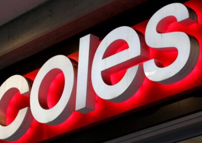 Coles to offshore hundreds of jobs in Accenture deal