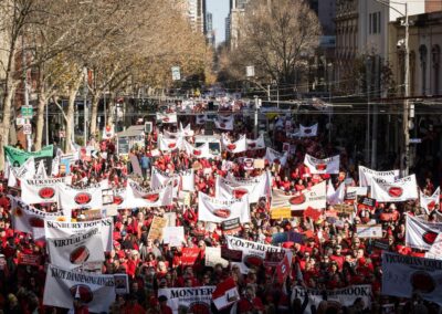 Teachers offered top-up payment in bid to avoid strike