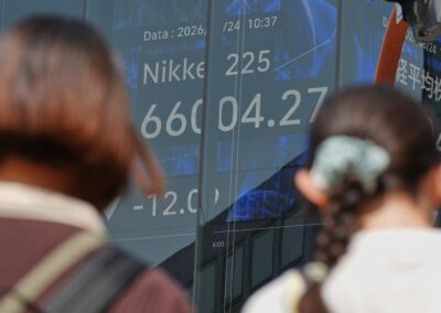 Asia shares fall on tech nerves as oil prices slip