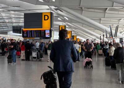 Travel chaos at UK airports as flights cancelled