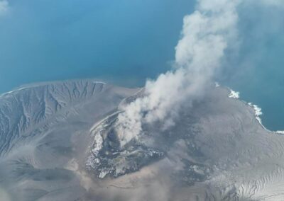 Indonesia’s erupting volcano halts thousands of flights