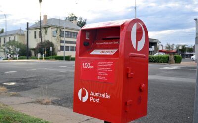 Australia Post boss denies misleading on closure plans