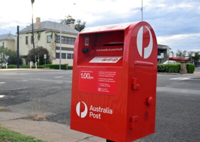 Australia Post boss denies misleading on closure plans