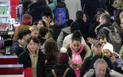 US jobless claims rise but at historically low levels