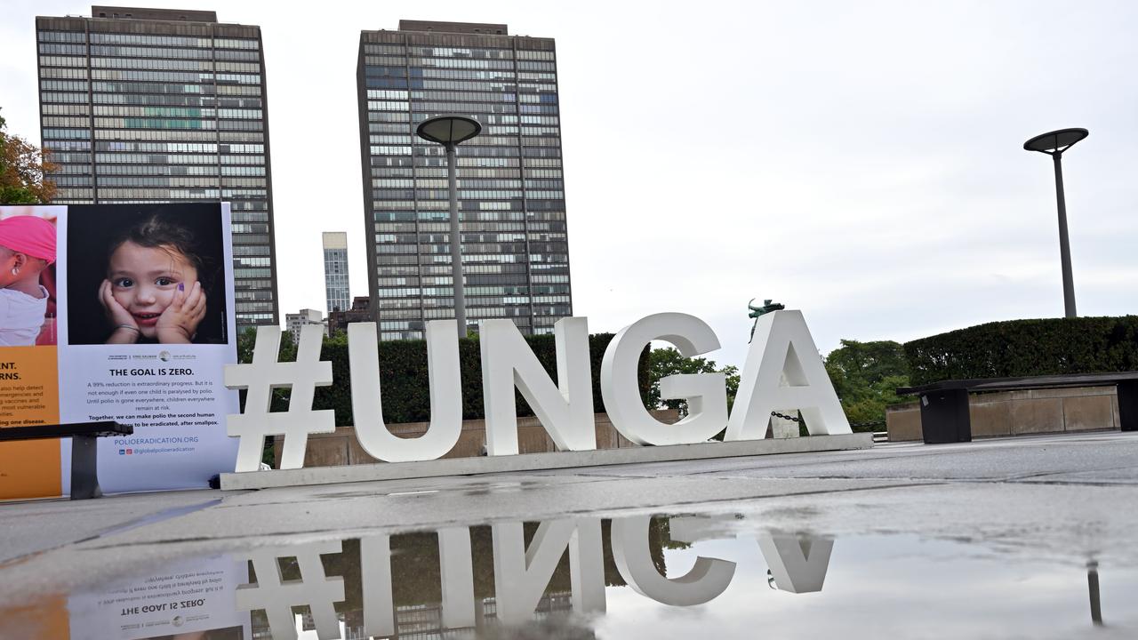 United Nations General Assembly sign