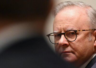 Record-low poll puts Labor attack dogs on offensive