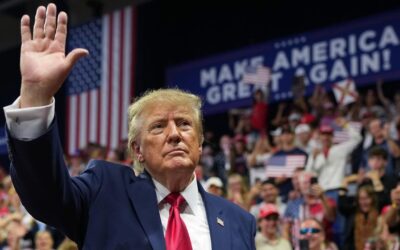 Trump vows to deal with Cuba during Florida rally