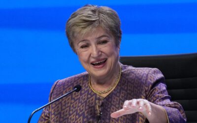 IMF chief urges US and other nations to rein in debt