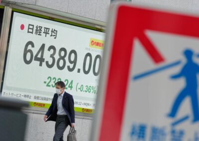 Asian shares make cautious start, Brent eases