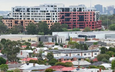 Big bank, real estate site in lockstep on house prices