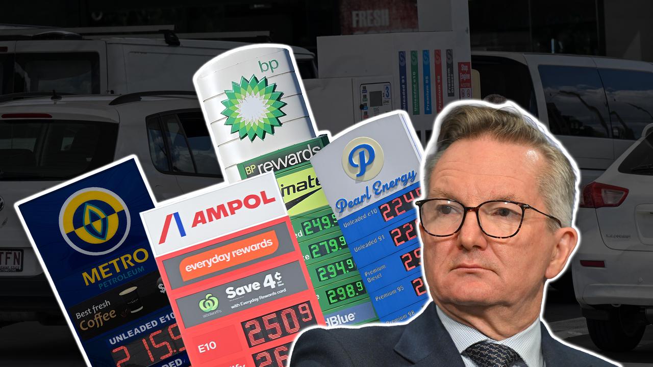 Chris Bowen