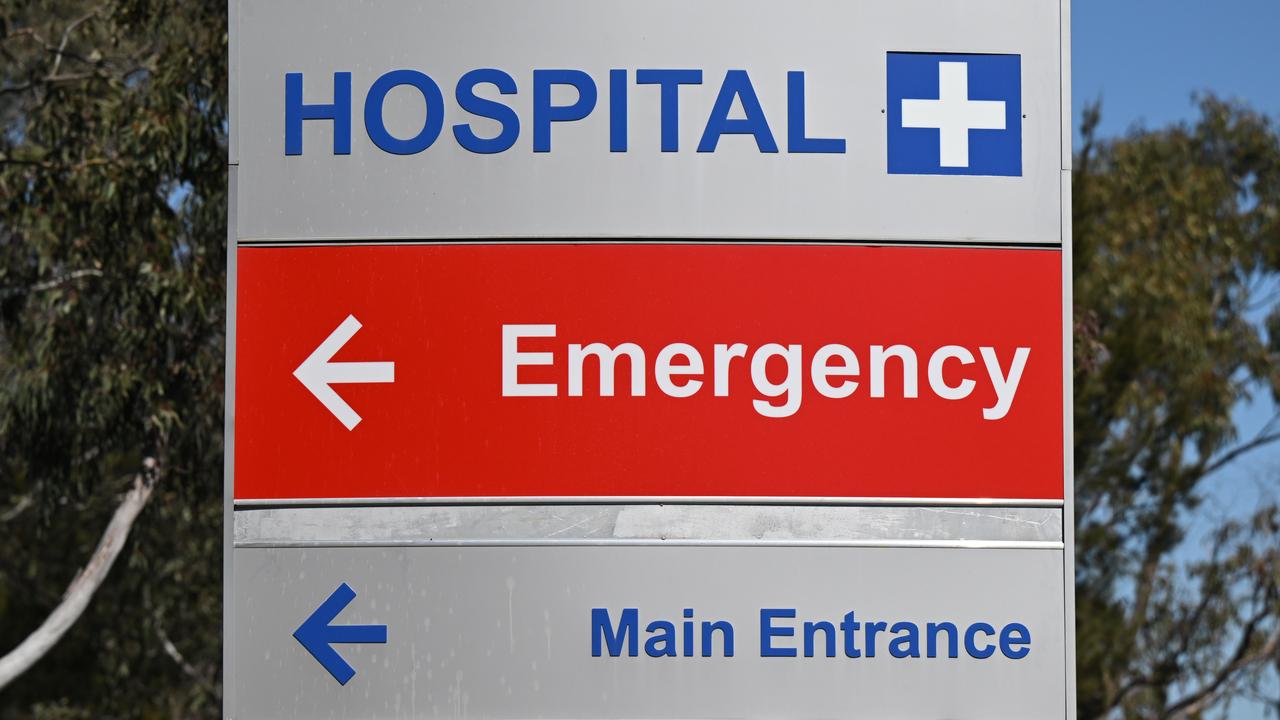 A hospital emergency sign