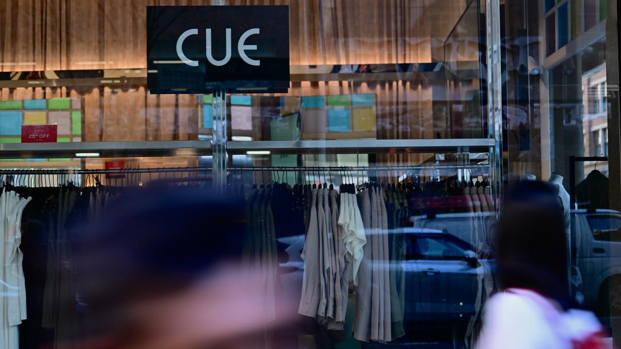 Cue store