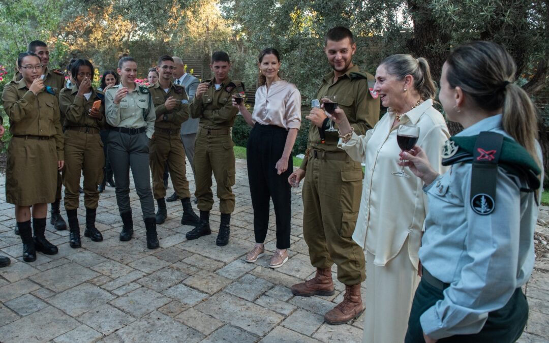 United Israel Appeal. Charity channels tax free donations direct to IDF soldiers